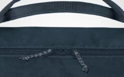 FJÄLLRÄVEN Vardag Duffel 30 30l Vol., Royal Purple Vardag Duffel 30 25 FJÄLLRÄVEN Vardag Duffel 30 30l Vol., Royal Purple Vardag Duffel 30 -Primuss Camping Geschaft Vardag Duffel 30 27243 638 H DETAIL FJR 1280x1280