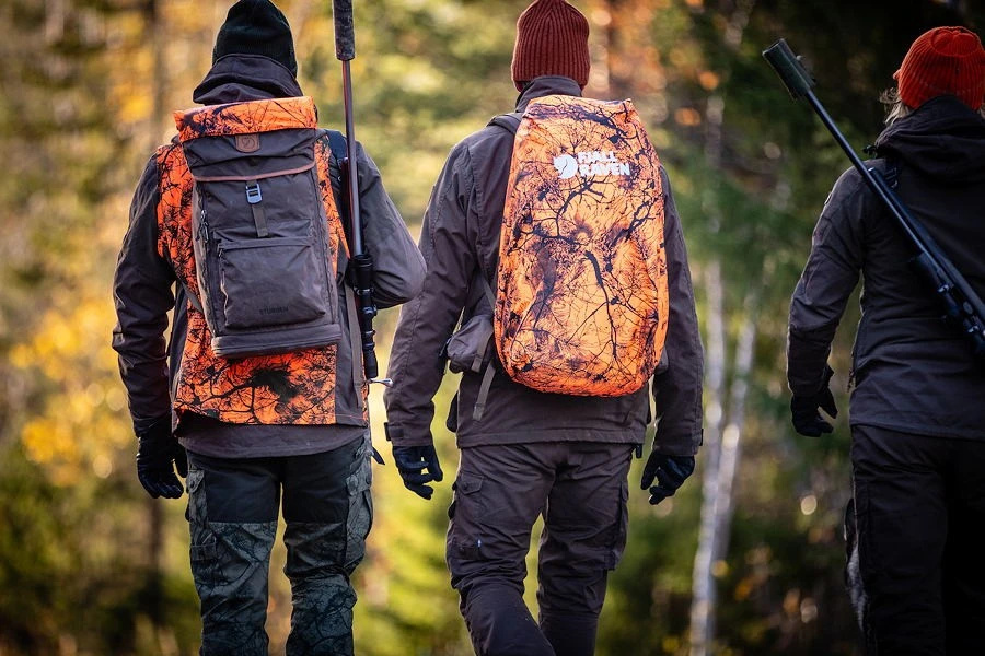 FJÄLLRÄVEN Regenschutz Hunting Rain Cover 16-28 Regenschutz Hunting Rain Cover 16-28 7 FJÄLLRÄVEN Regenschutz Hunting Rain Cover 16-28 Regenschutz Hunting Rain Cover 16-28 – Bild 5